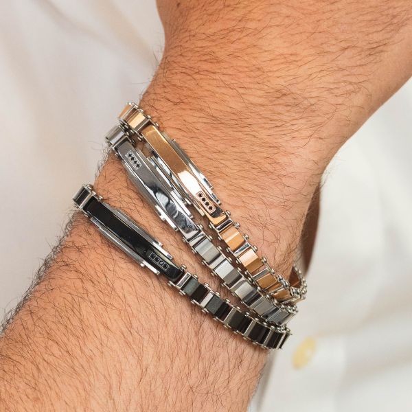 Bracciale Boccadamo Uomo Acciaio Silver pvd Nero e Cristalli _ABR776N