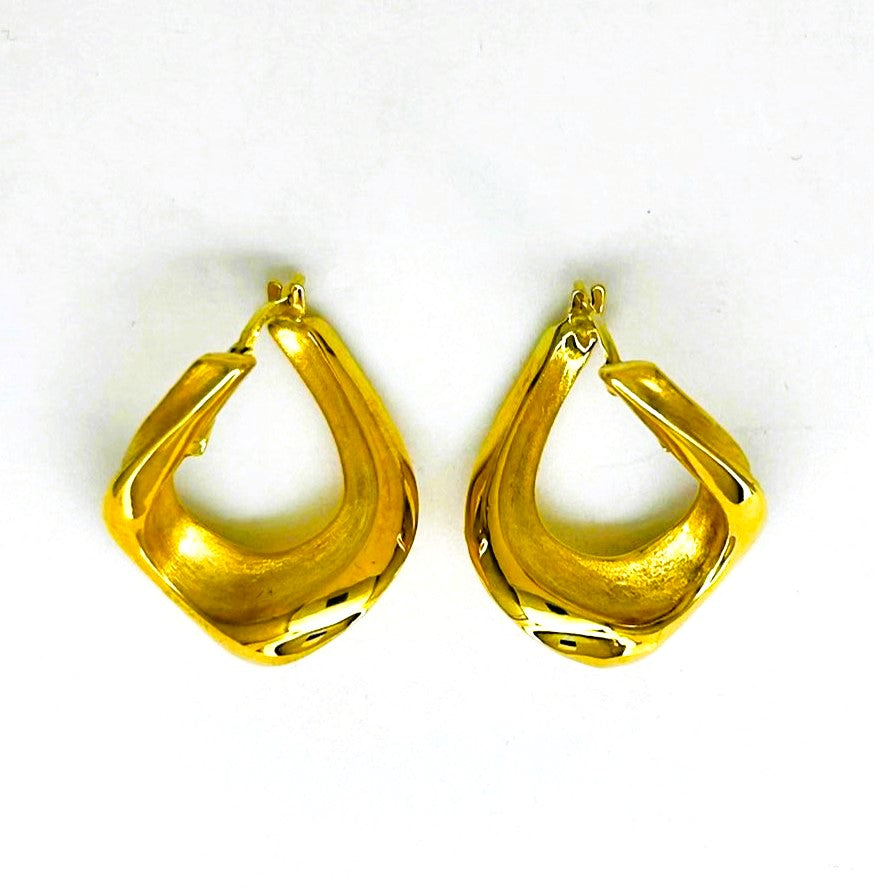 Orecchini Donna Oro Giallo Cerchi Ovale Ondulato Lavorazione Lucido e Satinato Chiusura Baionetta _CR020