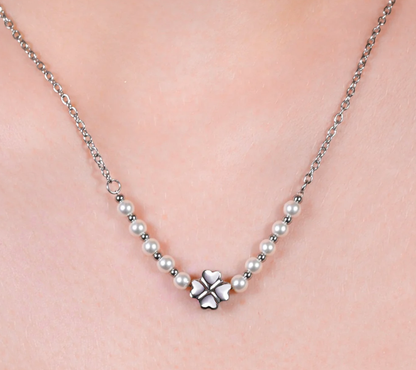 Collana Luca Barra Donna Acciaio Perle Bianche e Quadrifoglio _CK2073