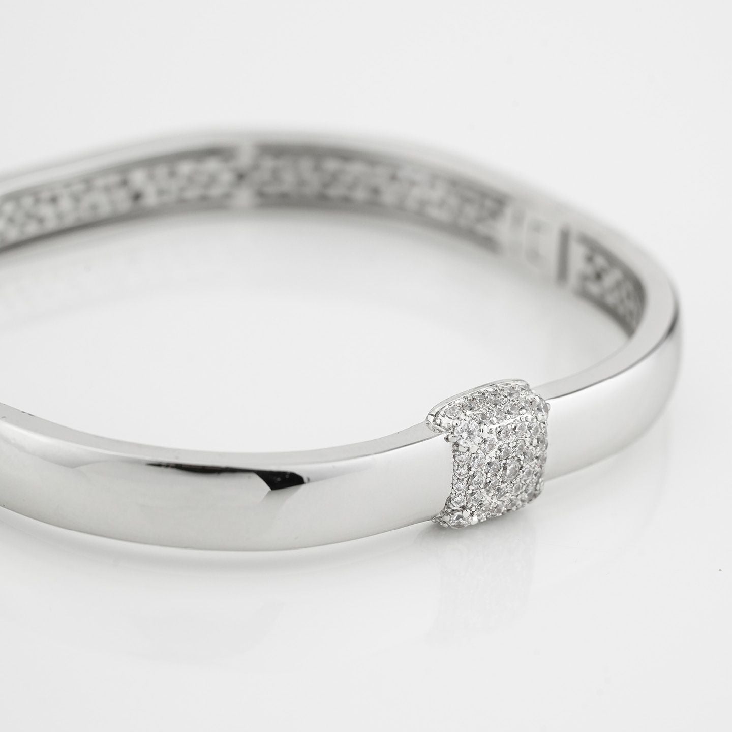 Bracciale Boccadamo Donna Bronzo Silver Pavè di Zirconi Rigido _XB1046